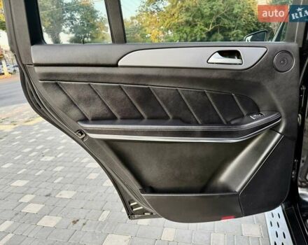 Черный Мерседес ГЛ-класс, объемом двигателя 3 л и пробегом 208 тыс. км за 26800 $, фото 64 на Automoto.ua