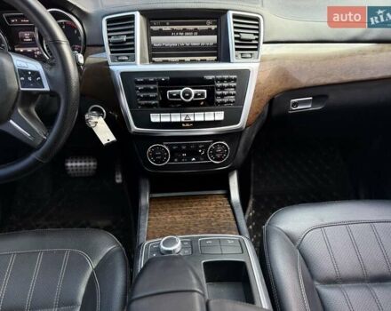 Черный Мерседес ГЛ-класс, объемом двигателя 3 л и пробегом 231 тыс. км за 21400 $, фото 51 на Automoto.ua