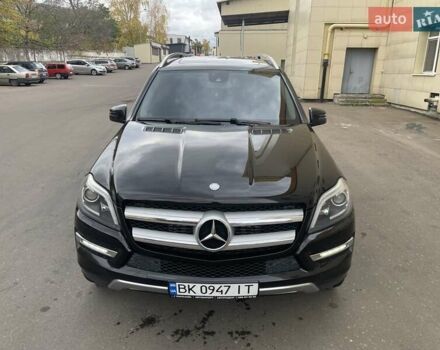 Мерседес ГЛ-класс 2013 в Ровно на Automoto.ua Черный Мерседес ГЛ-класс, объемом двигателя 2.99 л и пробегом 240 тыс. км за 25700 $, фото 52 на Automoto.ua