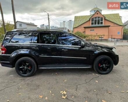 Черный Мерседес ГЛ-класс, объемом двигателя 5.46 л и пробегом 360 тыс. км за 18900 $, фото 22 на Automoto.ua