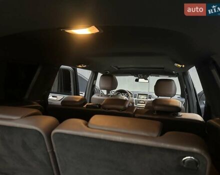 Черный Мерседес ГЛ-класс, объемом двигателя 3 л и пробегом 215 тыс. км за 21750 $, фото 70 на Automoto.ua