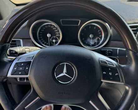 Черный Мерседес ГЛ-класс, объемом двигателя 4.7 л и пробегом 212 тыс. км за 19000 $, фото 10 на Automoto.ua