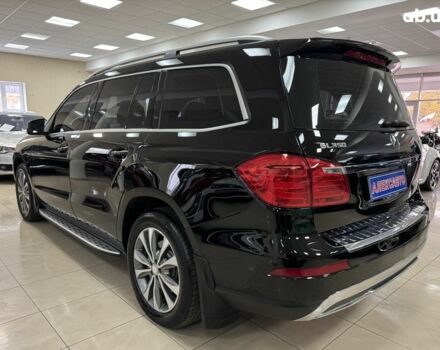 Черный Мерседес ГЛ-класс, объемом двигателя 0 л и пробегом 126 тыс. км за 30000 $, фото 4 на Automoto.ua