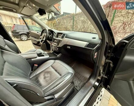 Черный Мерседес ГЛ-класс, объемом двигателя 3 л и пробегом 208 тыс. км за 26800 $, фото 58 на Automoto.ua