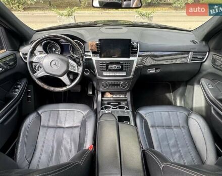 Мерседес ГЛ-класс 2013 в Киеве на Automoto.ua Черный Мерседес ГЛ-класс, объемом двигателя 3 л и пробегом 212 тыс. км за 24800 $, фото 14 на Automoto.ua