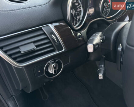 Черный Мерседес ГЛ-класс, объемом двигателя 2.99 л и пробегом 266 тыс. км за 23800 $, фото 31 на Automoto.ua