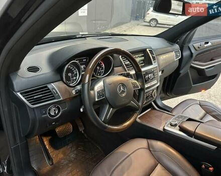Черный Мерседес ГЛ-класс, объемом двигателя 3 л и пробегом 215 тыс. км за 21750 $, фото 39 на Automoto.ua
