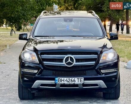 Черный Мерседес ГЛ-класс, объемом двигателя 3 л и пробегом 208 тыс. км за 26800 $, фото 1 на Automoto.ua