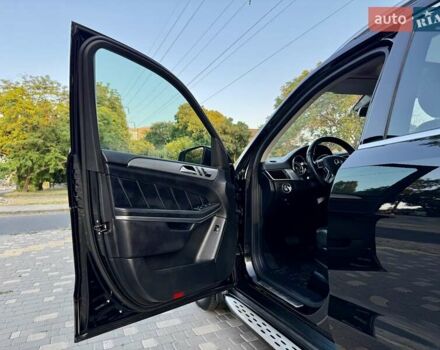 Черный Мерседес ГЛ-класс, объемом двигателя 3 л и пробегом 208 тыс. км за 26800 $, фото 44 на Automoto.ua