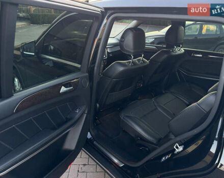 Черный Мерседес ГЛ-класс, объемом двигателя 2.99 л и пробегом 266 тыс. км за 23800 $, фото 35 на Automoto.ua