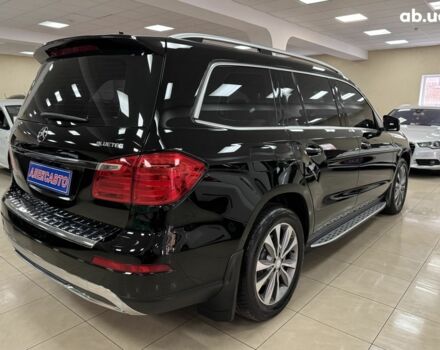 Черный Мерседес ГЛ-класс, объемом двигателя 0 л и пробегом 126 тыс. км за 30000 $, фото 9 на Automoto.ua