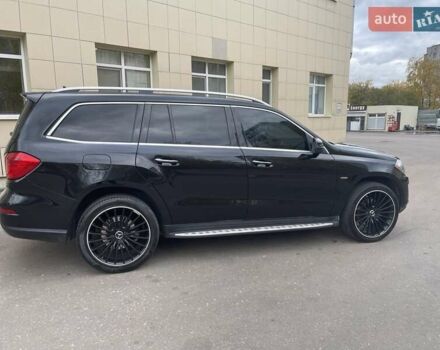 Мерседес ГЛ-класс 2013 в Ровно на Automoto.ua Черный Мерседес ГЛ-класс, объемом двигателя 2.99 л и пробегом 240 тыс. км за 25700 $, фото 10 на Automoto.ua