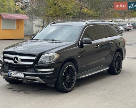 Мерседес ГЛ-класс 2013 в Ровно на Automoto.ua Черный Мерседес ГЛ-класс, объемом двигателя 2.99 л и пробегом 240 тыс. км за 25700 $, фото 1 на Automoto.ua