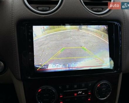 Черный Мерседес ГЛ-класс, объемом двигателя 5.46 л и пробегом 360 тыс. км за 18900 $, фото 2 на Automoto.ua