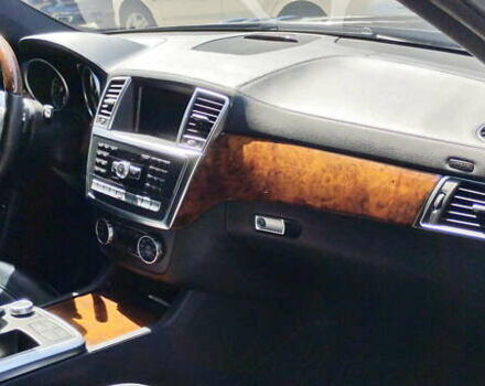 Черный Мерседес ГЛ-класс, объемом двигателя 4.66 л и пробегом 192 тыс. км за 22000 $, фото 17 на Automoto.ua