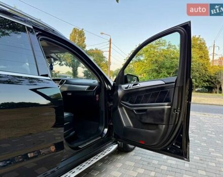 Черный Мерседес ГЛ-класс, объемом двигателя 3 л и пробегом 208 тыс. км за 26800 $, фото 40 на Automoto.ua