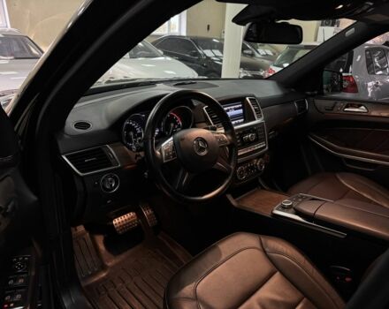 Черный Мерседес ГЛ-класс, объемом двигателя 3 л и пробегом 126 тыс. км за 30000 $, фото 7 на Automoto.ua