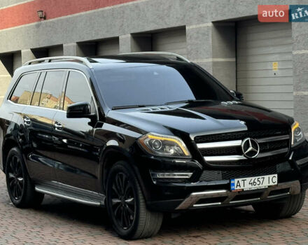 Черный Мерседес ГЛ-класс, объемом двигателя 4.5 л и пробегом 181 тыс. км за 25000 $, фото 1 на Automoto.ua