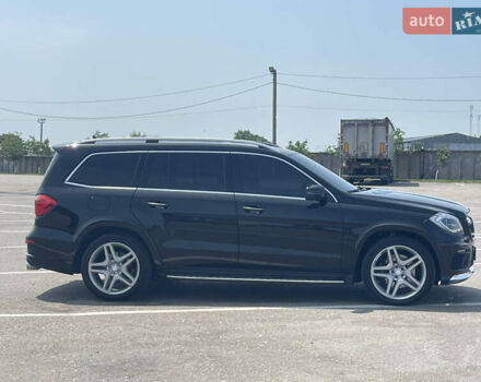 Черный Мерседес ГЛ-класс, объемом двигателя 4.66 л и пробегом 260 тыс. км за 26500 $, фото 4 на Automoto.ua