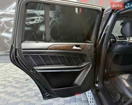 Черный Мерседес ГЛ-класс, объемом двигателя 3 л и пробегом 231 тыс. км за 21400 $, фото 61 на Automoto.ua