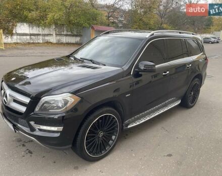 Мерседес ГЛ-класс 2013 в Ровно на Automoto.ua Черный Мерседес ГЛ-класс, объемом двигателя 2.99 л и пробегом 240 тыс. км за 25700 $, фото 53 на Automoto.ua