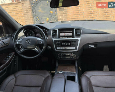Черный Мерседес ГЛ-класс, объемом двигателя 3 л и пробегом 126 тыс. км за 31700 $, фото 7 на Automoto.ua