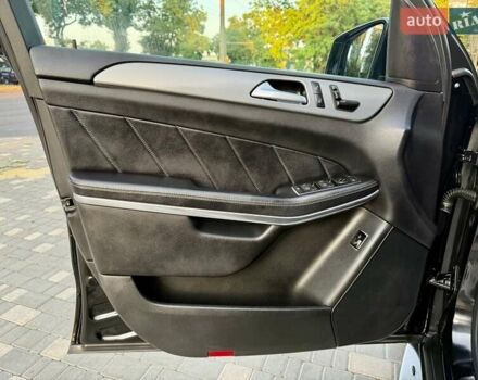 Черный Мерседес ГЛ-класс, объемом двигателя 3 л и пробегом 208 тыс. км за 26800 $, фото 49 на Automoto.ua