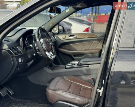 Мерседес ГЛ-Клас 2014 у Львові на Automoto.ua Чорний Мерседес ГЛ-Клас, об'ємом двигуна 3 л та пробігом 208 тис. км за 33000 $, фото 13 на Automoto.ua