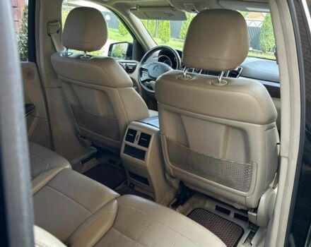 Чорний Мерседес ГЛ-Клас, об'ємом двигуна 3 л та пробігом 299 тис. км за 20500 $, фото 2 на Automoto.ua