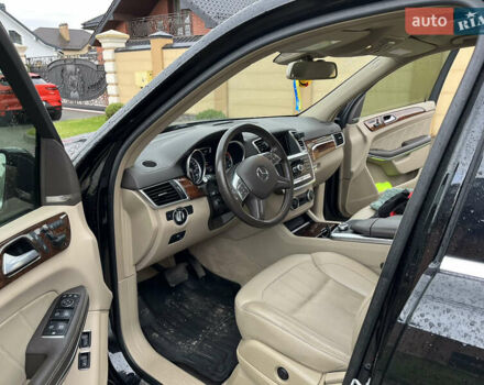 Чорний Мерседес ГЛ-Клас, об'ємом двигуна 3 л та пробігом 250 тис. км за 30000 $, фото 18 на Automoto.ua