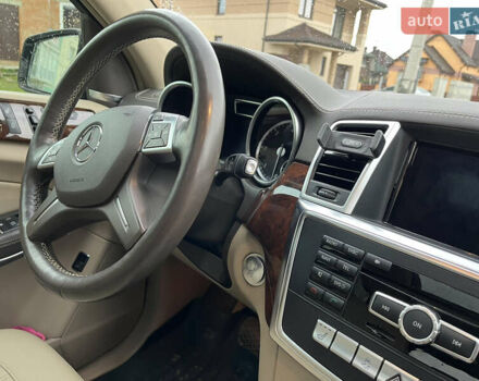 Чорний Мерседес ГЛ-Клас, об'ємом двигуна 3 л та пробігом 250 тис. км за 30000 $, фото 11 на Automoto.ua