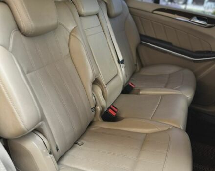 Чорний Мерседес ГЛ-Клас, об'ємом двигуна 3 л та пробігом 299 тис. км за 20500 $, фото 6 на Automoto.ua