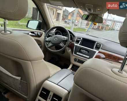 Чорний Мерседес ГЛ-Клас, об'ємом двигуна 3 л та пробігом 250 тис. км за 30000 $, фото 32 на Automoto.ua