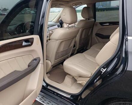 Черный Мерседес ГЛ-класс, объемом двигателя 3 л и пробегом 159 тыс. км за 23000 $, фото 19 на Automoto.ua