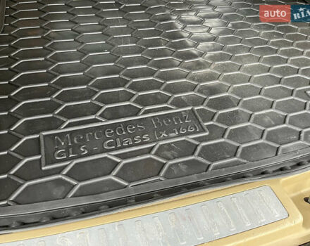 Чорний Мерседес ГЛ-Клас, об'ємом двигуна 3 л та пробігом 250 тис. км за 30000 $, фото 30 на Automoto.ua