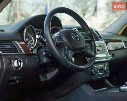 Черный Мерседес ГЛ-класс, объемом двигателя 2.99 л и пробегом 230 тыс. км за 26000 $, фото 10 на Automoto.ua