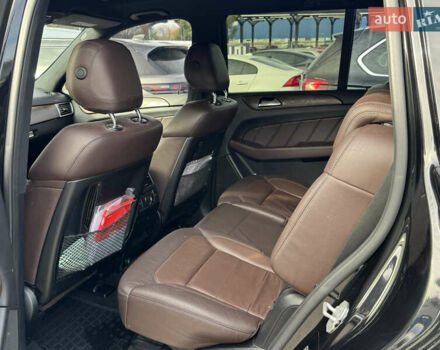 Мерседес ГЛ-Клас 2014 у Львові на Automoto.ua Чорний Мерседес ГЛ-Клас, об'ємом двигуна 3 л та пробігом 208 тис. км за 33000 $, фото 17 на Automoto.ua