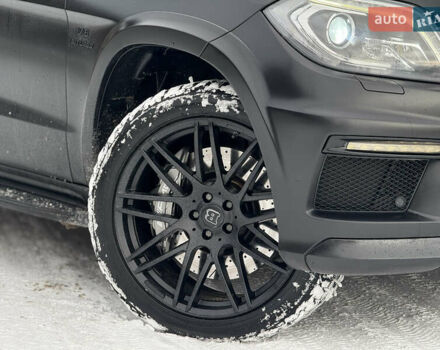 Черный Мерседес ГЛ-класс, объемом двигателя 5.5 л и пробегом 205 тыс. км за 44000 $, фото 2 на Automoto.ua