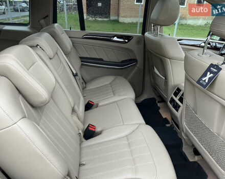 Чорний Мерседес ГЛ-Клас, об'ємом двигуна 3 л та пробігом 250 тис. км за 30000 $, фото 15 на Automoto.ua