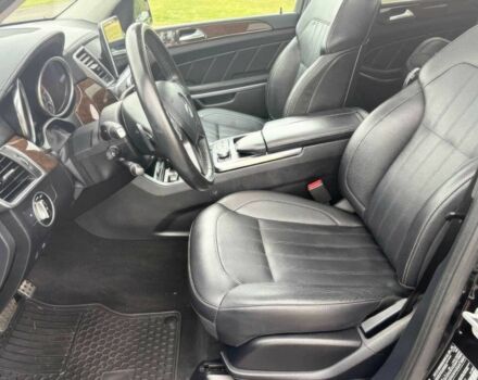 Черный Мерседес ГЛ-класс, объемом двигателя 3 л и пробегом 90 тыс. км за 5400 $, фото 6 на Automoto.ua