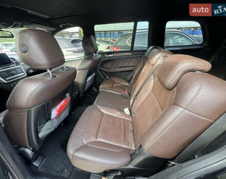 Мерседес ГЛ-Клас 2014 у Львові на Automoto.ua Чорний Мерседес ГЛ-Клас, об'ємом двигуна 3 л та пробігом 208 тис. км за 33000 $, фото 18 на Automoto.ua