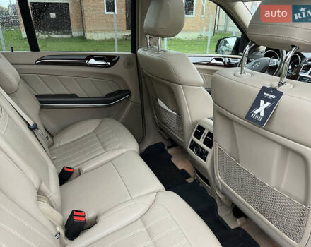 Чорний Мерседес ГЛ-Клас, об'ємом двигуна 3 л та пробігом 250 тис. км за 30000 $, фото 13 на Automoto.ua