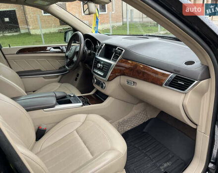 Чорний Мерседес ГЛ-Клас, об'ємом двигуна 3 л та пробігом 250 тис. км за 30000 $, фото 10 на Automoto.ua