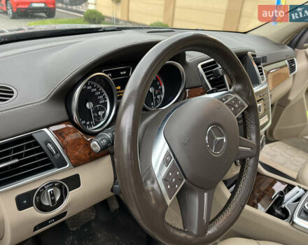Чорний Мерседес ГЛ-Клас, об'ємом двигуна 3 л та пробігом 250 тис. км за 30000 $, фото 20 на Automoto.ua