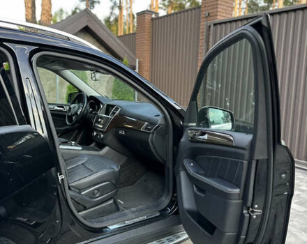 Чорний Мерседес ГЛ-Клас, об'ємом двигуна 3 л та пробігом 217 тис. км за 20500 $, фото 14 на Automoto.ua