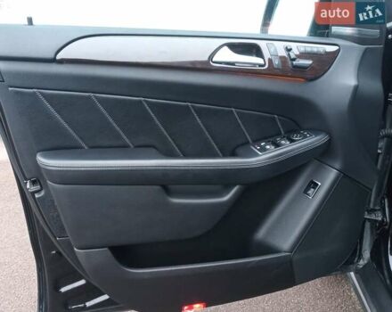 Чорний Мерседес ГЛ-Клас, об'ємом двигуна 3 л та пробігом 239 тис. км за 29800 $, фото 15 на Automoto.ua