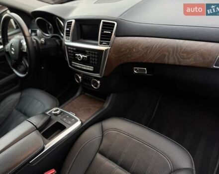 Мерседес ГЛ-класс 2015 в Киеве на Automoto.ua Черный Мерседес ГЛ-класс, объемом двигателя 3 л и пробегом 229 тыс. км за 30900 $, фото 39 на Automoto.ua