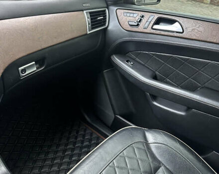 Черный Мерседес ГЛ-класс, объемом двигателя 3 л и пробегом 300 тыс. км за 26777 $, фото 16 на Automoto.ua