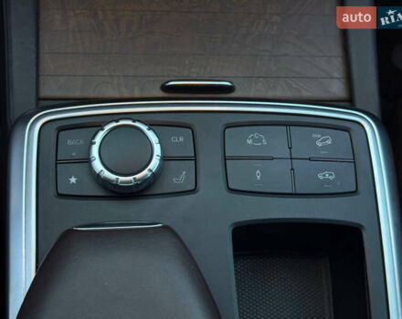 Черный Мерседес ГЛ-класс, объемом двигателя 5.46 л и пробегом 148 тыс. км за 42000 $, фото 18 на Automoto.ua