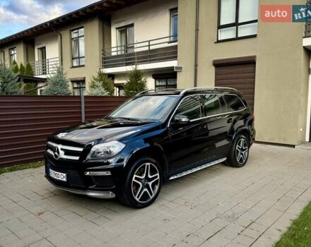 Мерседес ГЛ-класс 2015 в Киеве на Automoto.ua Черный Мерседес ГЛ-класс, объемом двигателя 3 л и пробегом 229 тыс. км за 30900 $, фото 16 на Automoto.ua